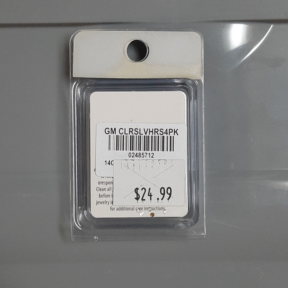 *Pierced* Nipple Jewellery - Picture 4 of 4